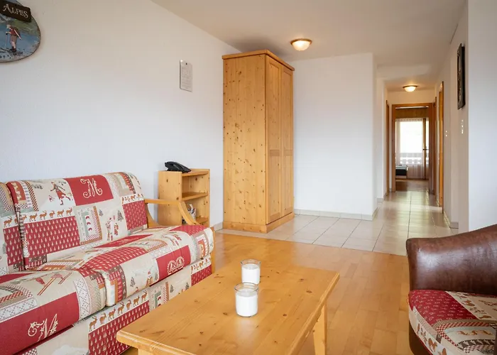 Sources 4110 By Interhome Apartman