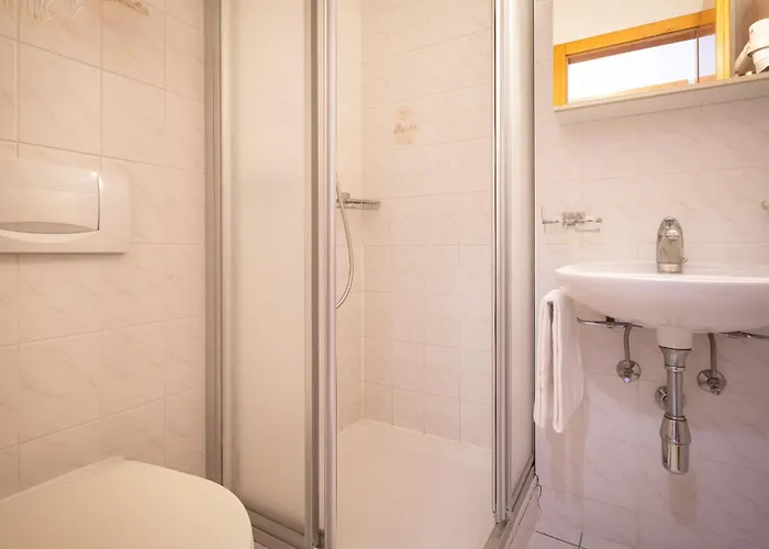 Sources 4110 By Interhome Apartman *